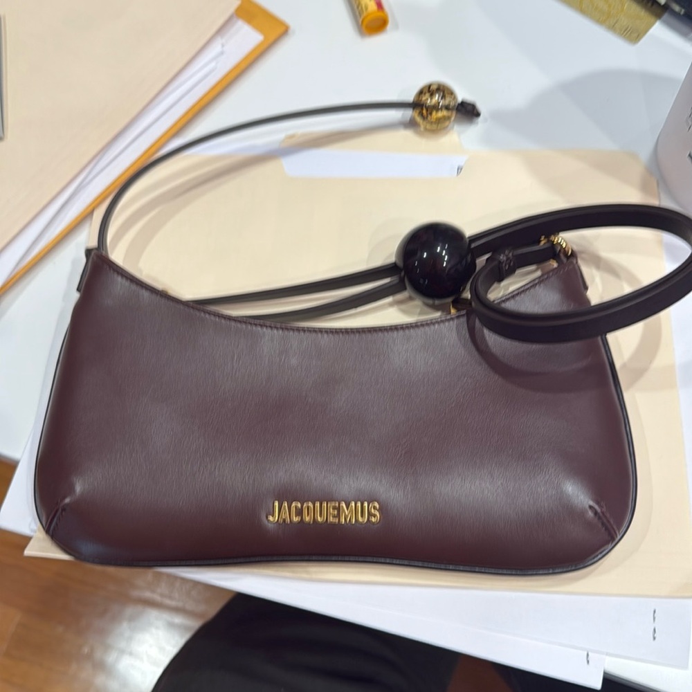 Jacquemus Le Bisou Perle shoulder bag